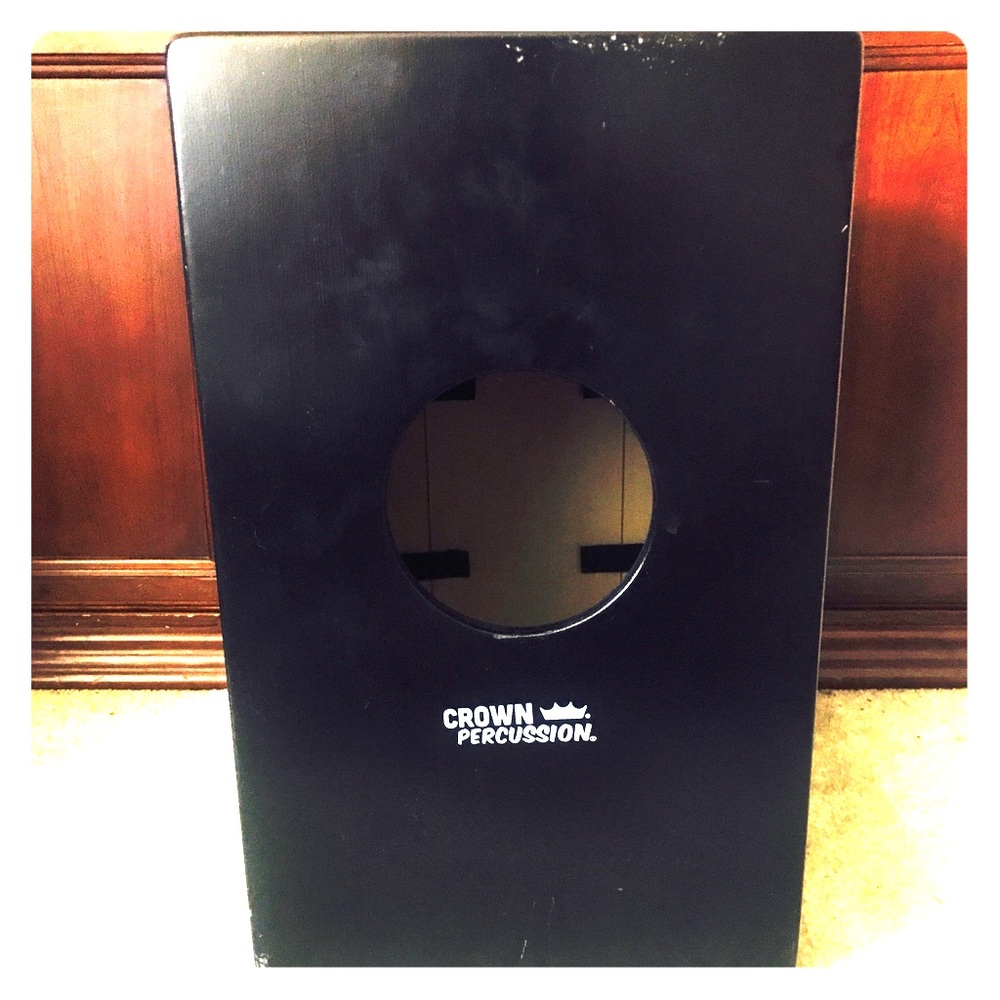 ❌SOLD❌ Remo Crown Percussion Cajon